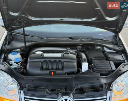 Зеленый Фольксваген Гольф, объемом двигателя 1.6 л и пробегом 174 тыс. км за 6500 $, фото 26 на Automoto.ua