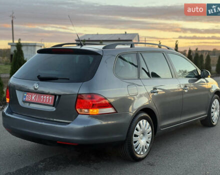 Зеленый Фольксваген Гольф, объемом двигателя 1.6 л и пробегом 174 тыс. км за 6500 $, фото 8 на Automoto.ua