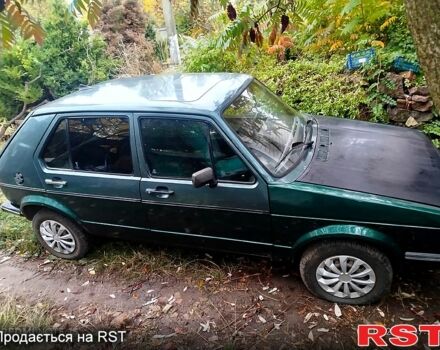 Зеленый Фольксваген Гольф, объемом двигателя 1.6 л и пробегом 430 тыс. км за 900 $, фото 1 на Automoto.ua