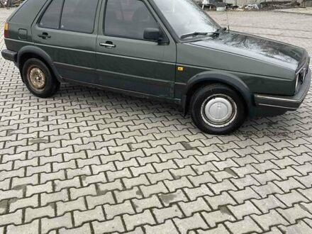 Зеленый Фольксваген Гольф, объемом двигателя 1.6 л и пробегом 233 тыс. км за 1200 $, фото 1 на Automoto.ua