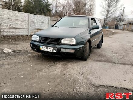 Зелений Фольксваген Гольф, об'ємом двигуна 1.8 л та пробігом 164 тис. км за 1399 $, фото 1 на Automoto.ua