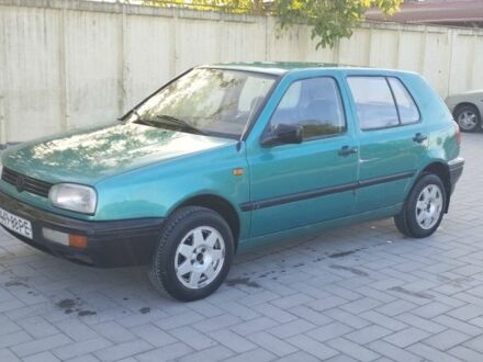 Фольксваген Гольф 1991 у Виноградове на Automoto.ua Зелений Фольксваген Гольф, об'ємом двигуна 1.4 л та пробігом 250 тис. км за 1750 $, фото 1 на Automoto.ua