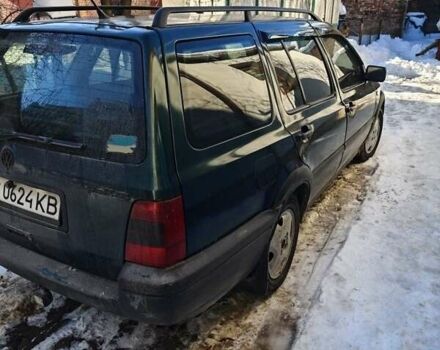 Зеленый Фольксваген Гольф, объемом двигателя 1.9 л и пробегом 250 тыс. км за 2300 $, фото 1 на Automoto.ua