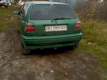 Зелений Фольксваген Гольф, об'ємом двигуна 1.9 л та пробігом 300 тис. км за 1999 $, фото 1 на Automoto.ua