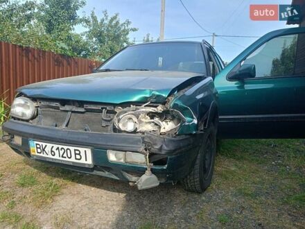 Зелений Фольксваген Гольф, об'ємом двигуна 1.78 л та пробігом 307 тис. км за 1150 $, фото 1 на Automoto.ua