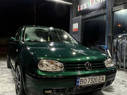 Зелений Фольксваген Гольф, об'ємом двигуна 1.39 л та пробігом 186 тис. км за 3250 $, фото 1 на Automoto.ua