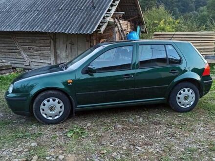 Фольксваген Гольф 1998 у Рожнятове на Automoto.ua Зелений Фольксваген Гольф, об'ємом двигуна 1.39 л та пробігом 218 тис. км за 4000 $, фото 1 на Automoto.ua
