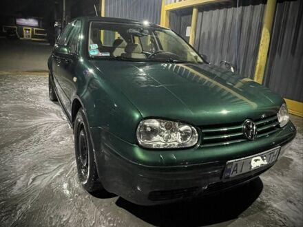 Зеленый Фольксваген Гольф, объемом двигателя 2 л и пробегом 349 тыс. км за 1999 $, фото 1 на Automoto.ua