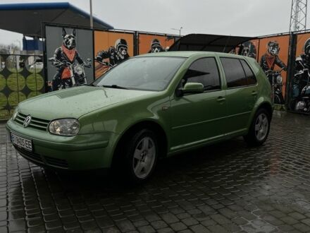 Зеленый Фольксваген Гольф, объемом двигателя 1.6 л и пробегом 257 тыс. км за 3350 $, фото 1 на Automoto.ua
