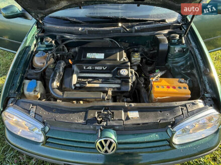 Фольксваген Гольф 1999 в Снятине на Automoto.ua Зеленый Фольксваген Гольф, объемом двигателя 1.39 л и пробегом 300 тыс. км за 2750 $, фото 1 на Automoto.ua