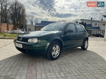 Зеленый Фольксваген Гольф, объемом двигателя 1.6 л и пробегом 198 тыс. км за 2999 $, фото 1 на Automoto.ua