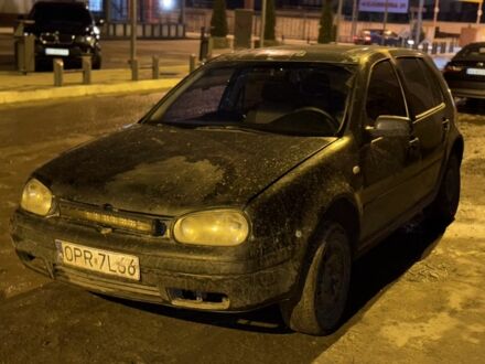 Зелений Фольксваген Гольф, об'ємом двигуна 0 л та пробігом 200 тис. км за 1350 $, фото 1 на Automoto.ua