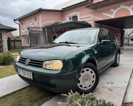 Зеленый Фольксваген Гольф, объемом двигателя 1.6 л и пробегом 255 тыс. км за 4200 $, фото 1 на Automoto.ua