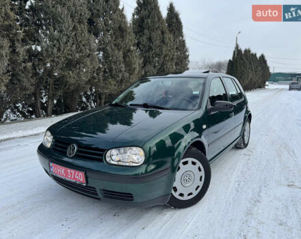 Зеленый Фольксваген Гольф, объемом двигателя 1.6 л и пробегом 250 тыс. км за 4300 $, фото 1 на Automoto.ua