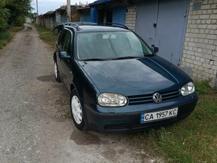 Зеленый Фольксваген Гольф, объемом двигателя 2 л и пробегом 279 тыс. км за 4000 $, фото 1 на Automoto.ua