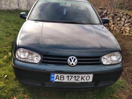 Зеленый Фольксваген Гольф, объемом двигателя 1.6 л и пробегом 204 тыс. км за 5000 $, фото 1 на Automoto.ua