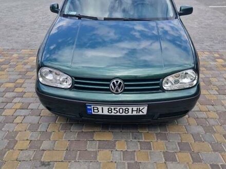 Зеленый Фольксваген Гольф, объемом двигателя 1.6 л и пробегом 254 тыс. км за 4500 $, фото 1 на Automoto.ua