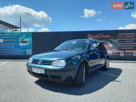 Фольксваген Гольф 2002 у Дніпро (Дніпропетровську) на Automoto.ua Зелений Фольксваген Гольф, об'ємом двигуна 1.39 л та пробігом 281 тис. км за 4700 $, фото 1 на Automoto.ua