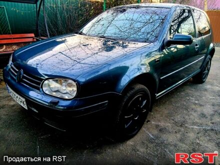 Зеленый Фольксваген Гольф, объемом двигателя 1.9 л и пробегом 239 тыс. км за 3500 $, фото 1 на Automoto.ua