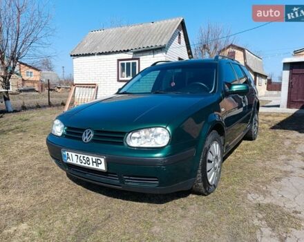 Зеленый Фольксваген Гольф, объемом двигателя 1.9 л и пробегом 408 тыс. км за 4300 $, фото 1 на Automoto.ua