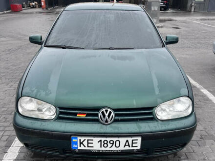 Фольксваген Гольф 2003 в Днепре (Днепропетровске) на Automoto.ua Зеленый Фольксваген Гольф, объемом двигателя 1.9 л и пробегом 295 тыс. км за 3900 $, фото 1 на Automoto.ua