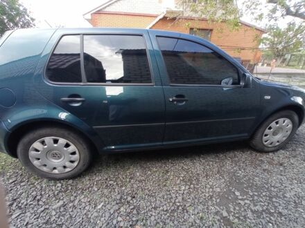 Зелений Фольксваген Гольф, об'ємом двигуна 1 л та пробігом 270 тис. км за 4000 $, фото 1 на Automoto.ua