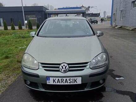 Зеленый Фольксваген Гольф, объемом двигателя 1.6 л и пробегом 232 тыс. км за 5700 $, фото 1 на Automoto.ua