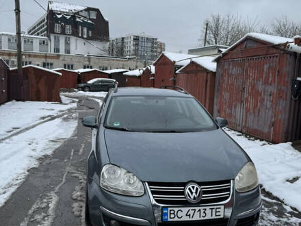 Зеленый Фольксваген Гольф, объемом двигателя 1.4 л и пробегом 206 тыс. км за 5700 $, фото 1 на Automoto.ua