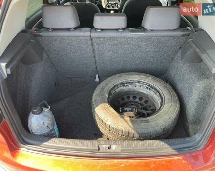 Оранжевый Фольксваген Гольф, объемом двигателя 1.39 л и пробегом 210 тыс. км за 5200 $, фото 9 на Automoto.ua
