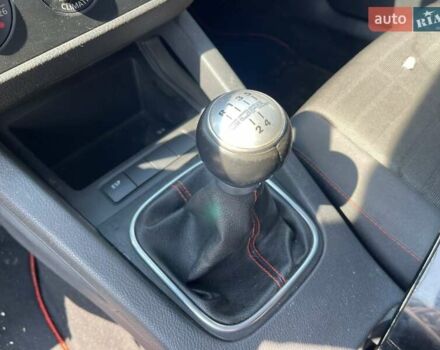 Оранжевый Фольксваген Гольф, объемом двигателя 1.39 л и пробегом 210 тыс. км за 5200 $, фото 15 на Automoto.ua