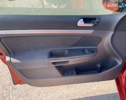 Оранжевый Фольксваген Гольф, объемом двигателя 1.39 л и пробегом 210 тыс. км за 5200 $, фото 18 на Automoto.ua