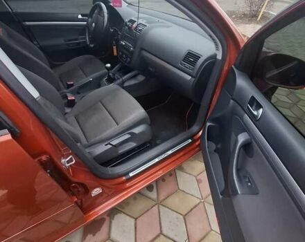 Оранжевый Фольксваген Гольф, объемом двигателя 1.6 л и пробегом 201 тыс. км за 6300 $, фото 19 на Automoto.ua