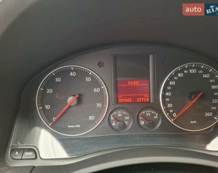 Оранжевый Фольксваген Гольф, объемом двигателя 1.6 л и пробегом 201 тыс. км за 6300 $, фото 20 на Automoto.ua