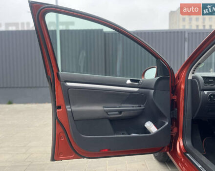 Помаранчевий Фольксваген Гольф, об'ємом двигуна 1.4 л та пробігом 232 тис. км за 6190 $, фото 27 на Automoto.ua