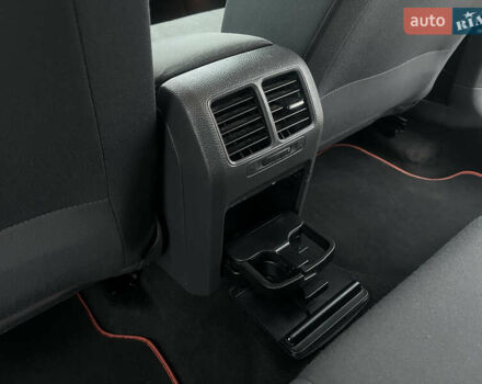 Помаранчевий Фольксваген Гольф, об'ємом двигуна 1.4 л та пробігом 232 тис. км за 6190 $, фото 53 на Automoto.ua