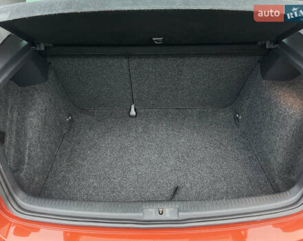 Помаранчевий Фольксваген Гольф, об'ємом двигуна 1.4 л та пробігом 232 тис. км за 6190 $, фото 63 на Automoto.ua