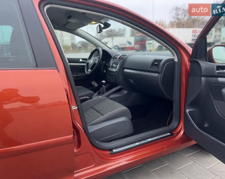 Помаранчевий Фольксваген Гольф, об'ємом двигуна 1.4 л та пробігом 232 тис. км за 6190 $, фото 40 на Automoto.ua