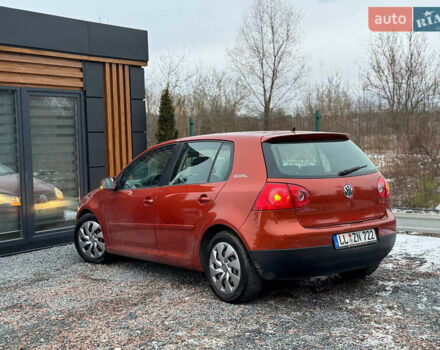 Оранжевый Фольксваген Гольф, объемом двигателя 1.6 л и пробегом 225 тыс. км за 5990 $, фото 15 на Automoto.ua