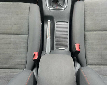 Помаранчевий Фольксваген Гольф, об'ємом двигуна 1.4 л та пробігом 232 тис. км за 6190 $, фото 35 на Automoto.ua