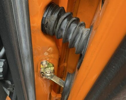 Помаранчевий Фольксваген Гольф, об'ємом двигуна 1.8 л та пробігом 139 тис. км за 2850 $, фото 14 на Automoto.ua