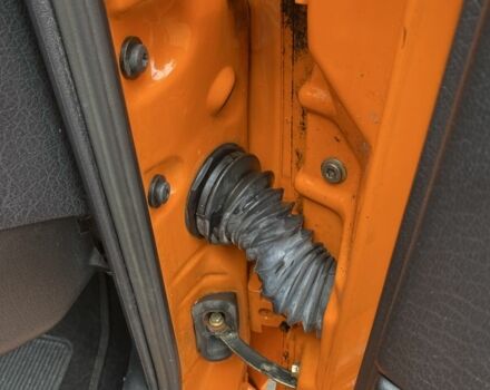 Помаранчевий Фольксваген Гольф, об'ємом двигуна 1.8 л та пробігом 139 тис. км за 2850 $, фото 16 на Automoto.ua