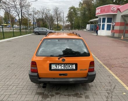 Помаранчевий Фольксваген Гольф, об'ємом двигуна 1.8 л та пробігом 139 тис. км за 2850 $, фото 5 на Automoto.ua