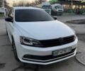 Белый Фольксваген Джетта, объемом двигателя 1.8 л и пробегом 200 тыс. км за 11000 $, фото 1 на Automoto.ua