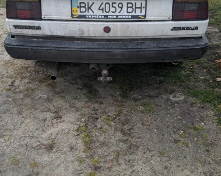 Белый Фольксваген Джетта, объемом двигателя 1.6 л и пробегом 474 тыс. км за 600 $, фото 5 на Automoto.ua