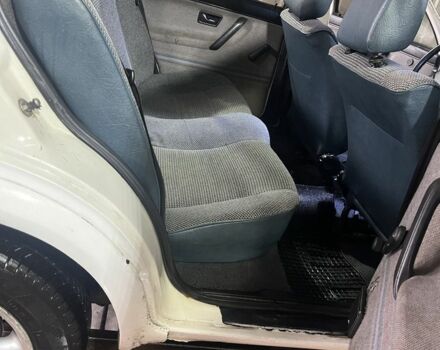 Белый Фольксваген Джетта, объемом двигателя 1.6 л и пробегом 300 тыс. км за 1350 $, фото 6 на Automoto.ua