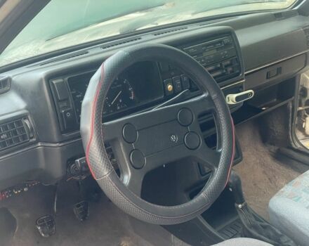 Белый Фольксваген Джетта, объемом двигателя 1.6 л и пробегом 200 тыс. км за 999 $, фото 5 на Automoto.ua