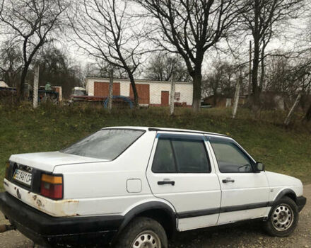 Білий Фольксваген Джетта, об'ємом двигуна 1.6 л та пробігом 250 тис. км за 1350 $, фото 2 на Automoto.ua