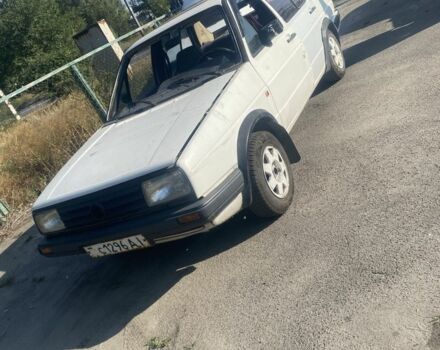 Белый Фольксваген Джетта, объемом двигателя 1.8 л и пробегом 255 тыс. км за 550 $, фото 2 на Automoto.ua