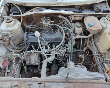 Білий Фольксваген Джетта, об'ємом двигуна 1.6 л та пробігом 215 тис. км за 500 $, фото 6 на Automoto.ua