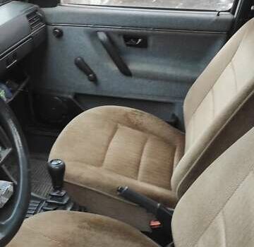 Білий Фольксваген Джетта, об'ємом двигуна 1.6 л та пробігом 320 тис. км за 1400 $, фото 4 на Automoto.ua